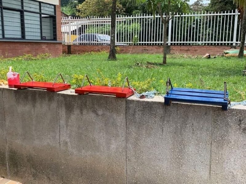 Se inició la recuperación del parque infantil2