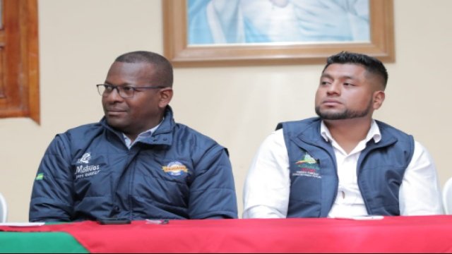 Se posesionó al Alcalde del municipio de Totoró, Walter Denis Camayo 31 Se posesionó el Alcalde del municipio de Totoró