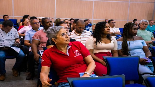 Se sigue construyendo una administración más ética y comprometida