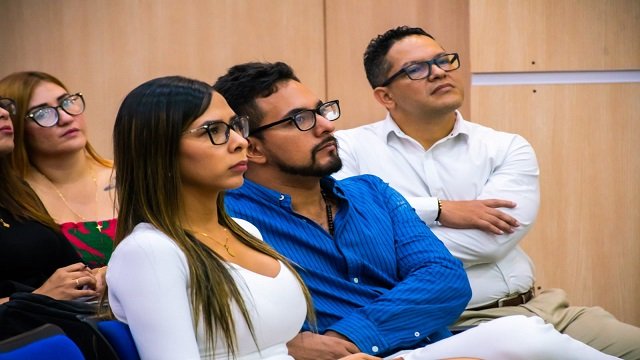 Se sigue construyendo una administración más ética y comprometida