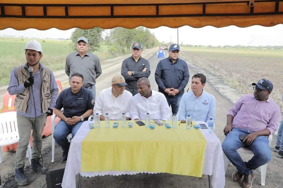 #SíAvanzamos a través de la 'Revolución Vial' y obras para la paz