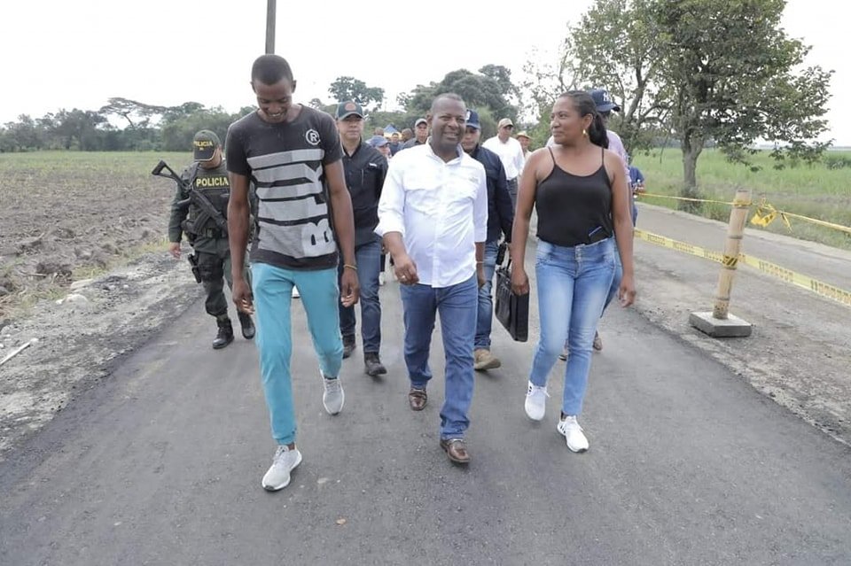 #SíAvanzamos a través de la 'Revolución Vial' y obras para la paz6