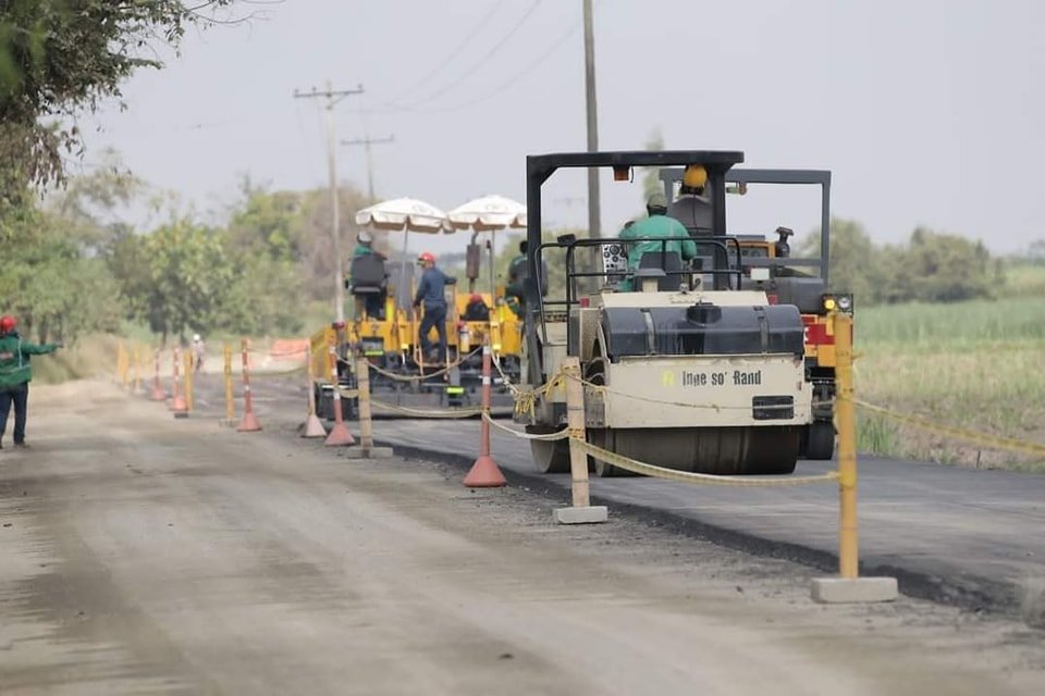 #SíAvanzamos a través de la 'Revolución Vial' y obras para la paz7