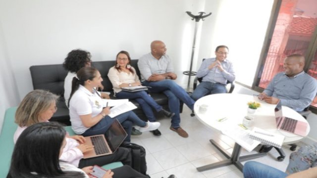 Viceministro de Educación y Gobernador del Cauca lideraron importante mesa técnica 29 Viceministro de Educación y Gobernador del Cauca lideraron importante mesa técnica-