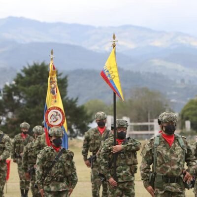 actos conmemorativos del 7 de agosto, y el aniversario 211 del Ejército Nacional10