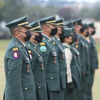 actos conmemorativos del 7 de agosto, y el aniversario 211 del Ejército Nacional12