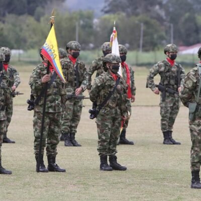 actos conmemorativos del 7 de agosto, y el aniversario 211 del Ejército Nacional5