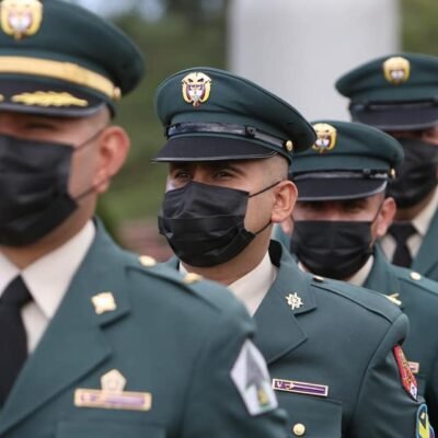 actos conmemorativos del 7 de agosto, y el aniversario 211 del Ejército Nacional8