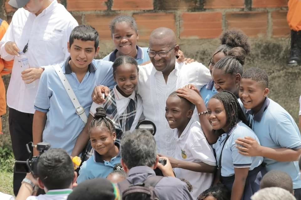 el acto de entrega de mandato popular a la Vicepresidenta de la República, Francia Márquez1