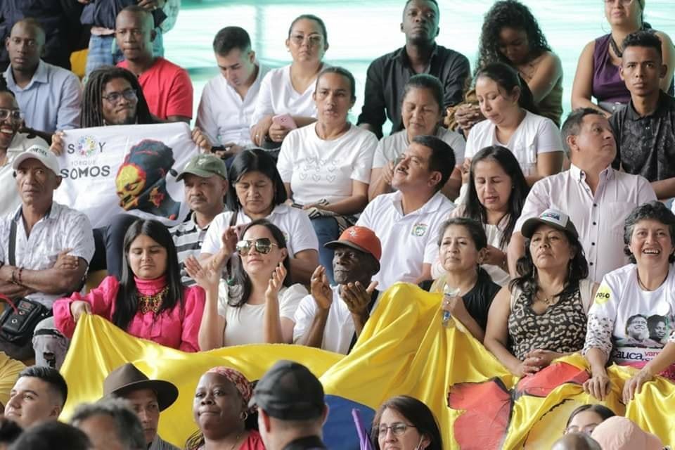 el acto de entrega de mandato popular a la Vicepresidenta de la República, Francia Márquez16