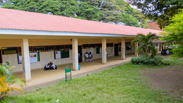 Con paso firme, le apostamos a una educación con mejores espacios