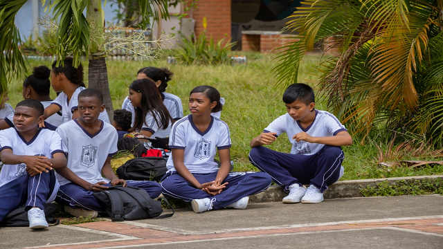 Con paso firme, le apostamos a una educación con mejores espacios