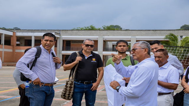 Con paso firme, le apostamos a una educación con mejores espacios