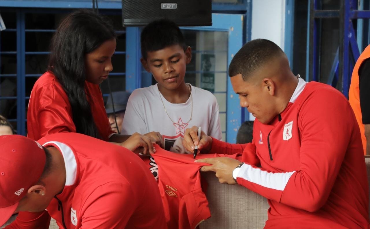 ¡Estamos de fiesta! El deporte, la educación y la salud son #MotivosParaAvanzar14