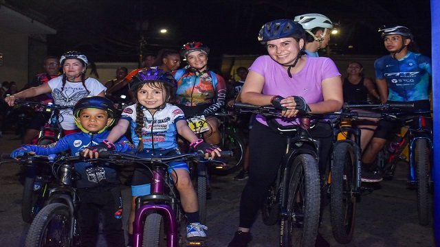¡Éxito total! Más de 300 personas participaron en la Ciclorruta Nocturna por los 270 años de Quilichao