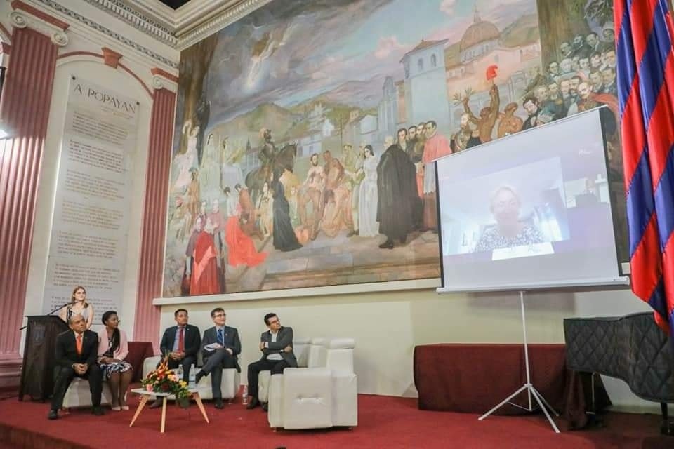 ¡Sigue el avance en la revolución vial del Departamento!4