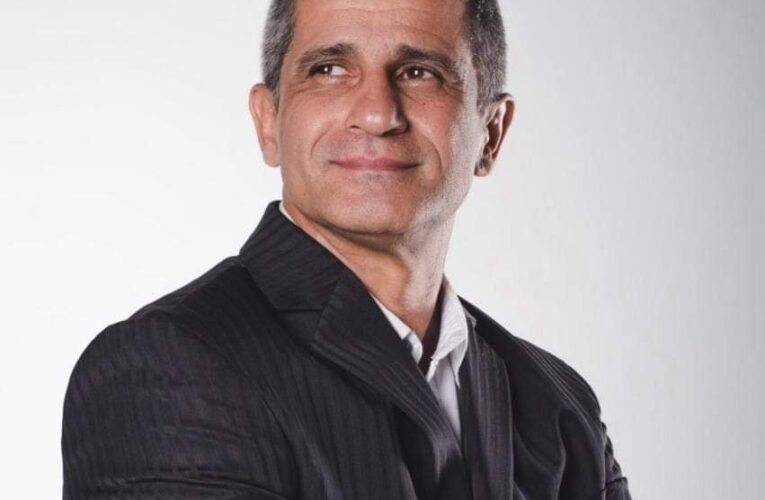 ¿Renunció para ser candidato a la alcaldía de Santander de Quilichao?